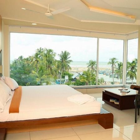 Annai In Saravana Bhavan Fine Stay And Restaurant Velánganni Kültér fotó