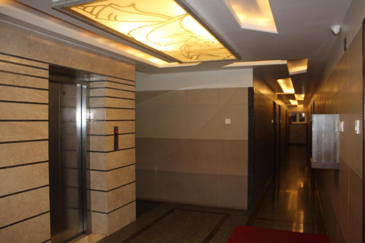 Annai In Saravana Bhavan Fine Stay And Restaurant Velánganni Kültér fotó