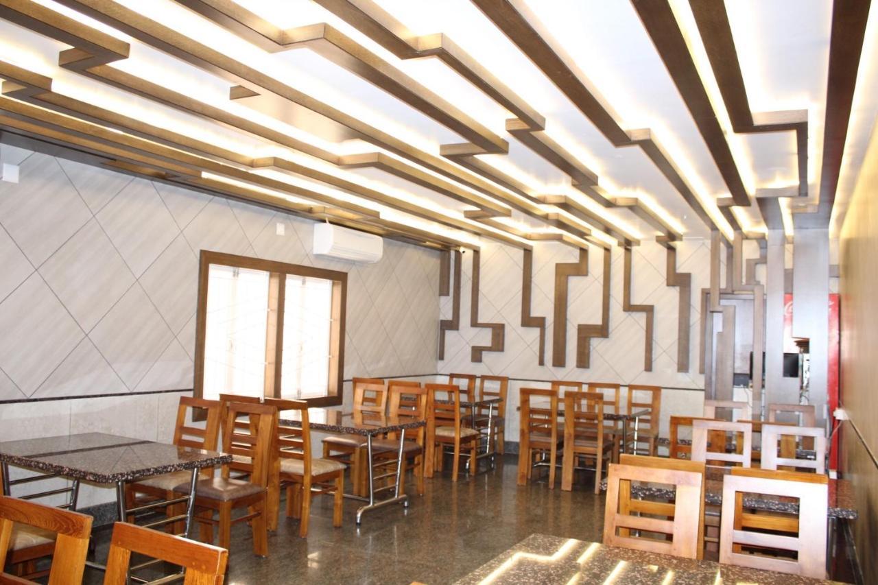 Annai In Saravana Bhavan Fine Stay And Restaurant Velánganni Kültér fotó