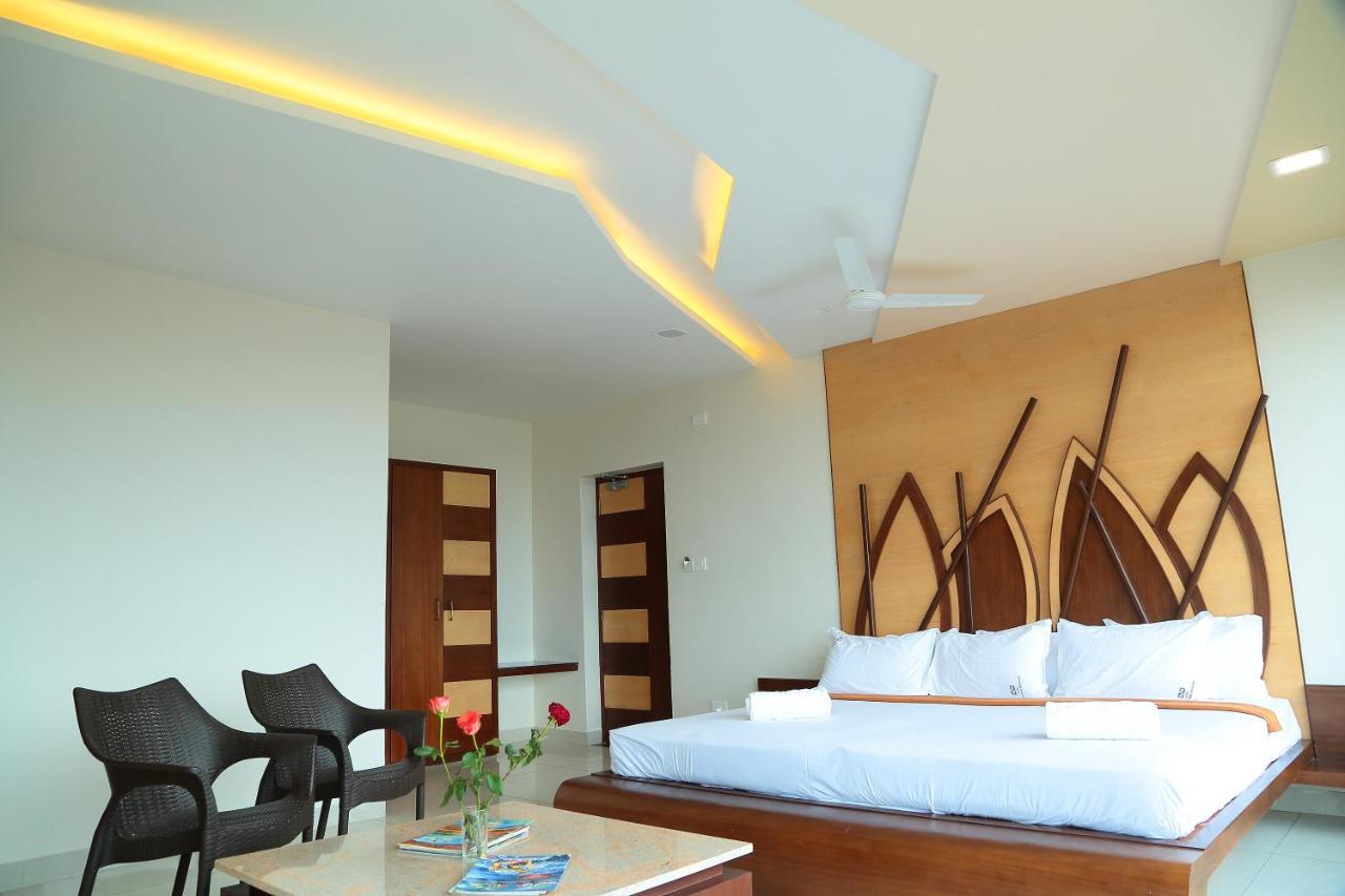 Annai In Saravana Bhavan Fine Stay And Restaurant Velánganni Kültér fotó
